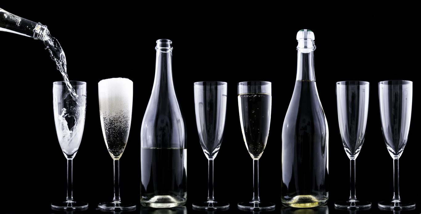 6 Situations to Avoid When Drinking Alcohol