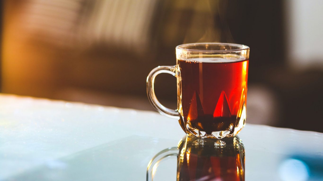 Risks and Disadvantages of Drinking Overnight Tea