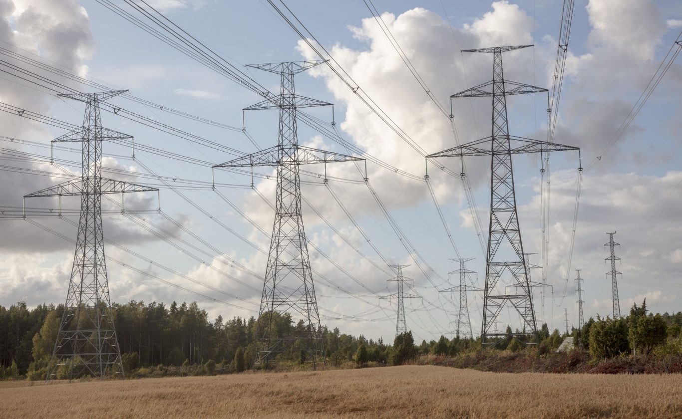 Global Transmission Line Expansion Urgently Needed for Clean Energy Transition