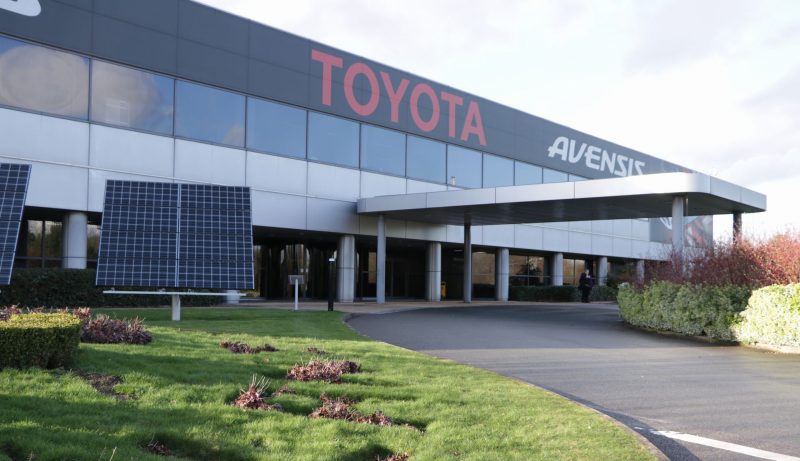 Toyota Joins Forces with 11 Other Japanese Companies to Develop High-Performance Automotive Chips
