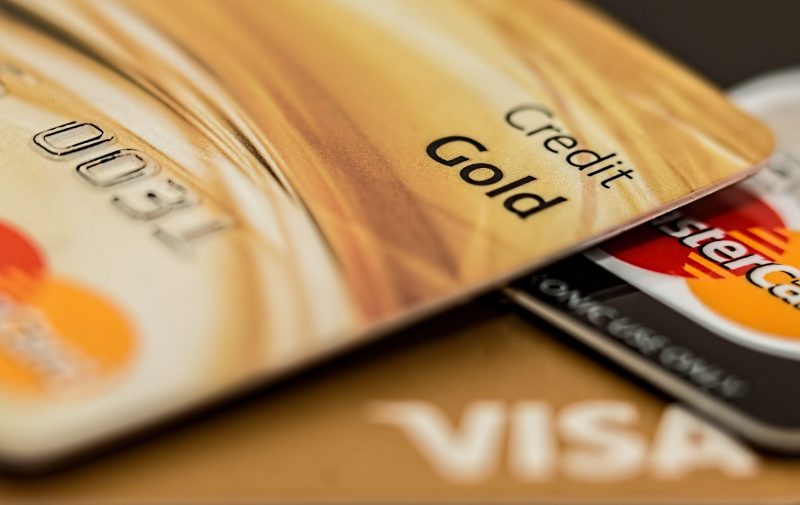 Apple Faces Antitrust Lawsuit for Alleged Payment Service Monopoly with Visa and Mastercard