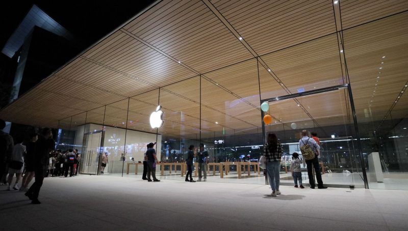 U.S. Department of Justice Files Lawsuit Against Apple for Alleged Monopolistic Practices