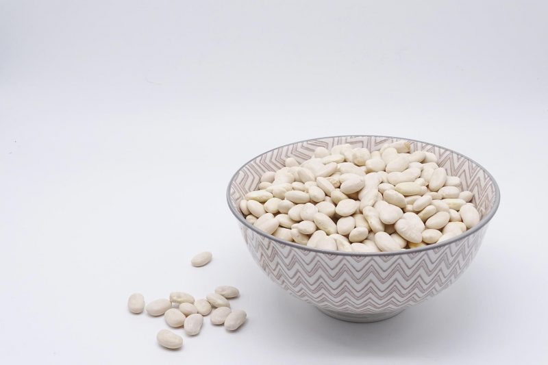New Protein and Vitamin B9 Production Method Powered by Water and Air