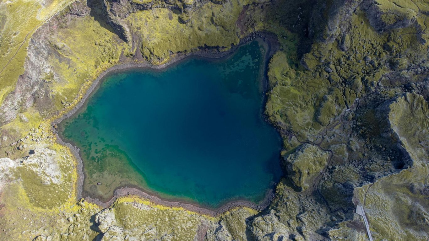 Volcanic Soda Lakes May Have Provided Key Phosphorus for Life's Origin