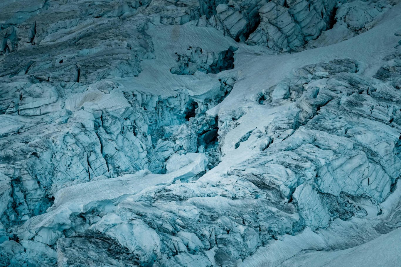 Unveiling Earth's Ancient Atmosphere: Scientists Extract 3-Billion-Year-Old Gas Samples
