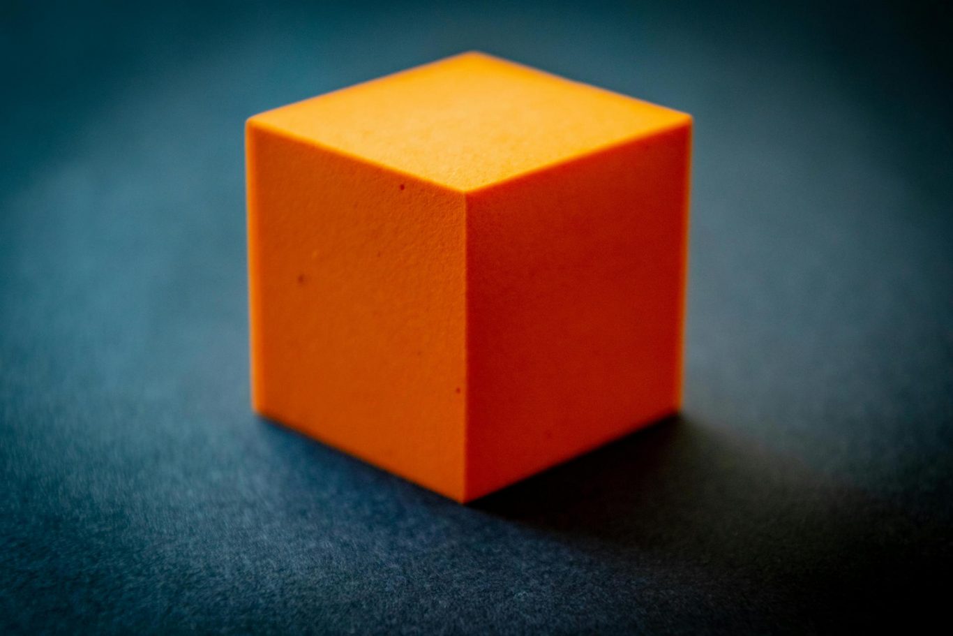 Solar-Powered Sponge Device Harvests Water from Air Even in Low Humidity