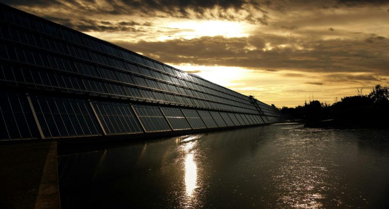 Sunlight-Driven Device Recovers Ammonia from Wastewater for Fertilizer and Water Purification