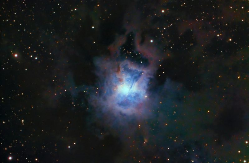 Mysterious Gamma-Ray Glow Near Milky Way's Core May Be First Hint of Dark Matter